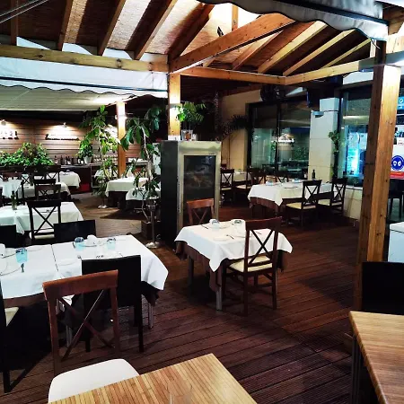 Embarcadero De De Granada فندق كالاهوندا