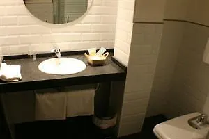 Embarcadero De Calahonda De Granada Carchuna