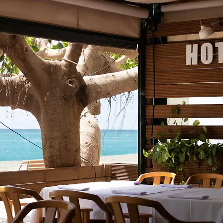 Hotel Embarcadero De Calahonda De Granada